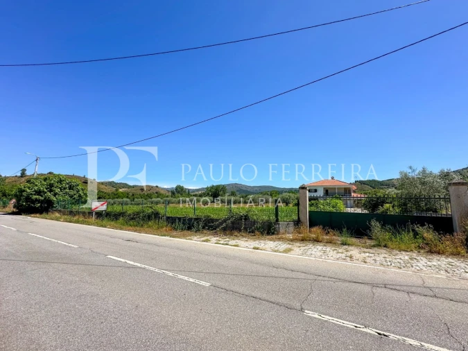 Moradia T4 para Venda em Torre de D. Chama Foto 56