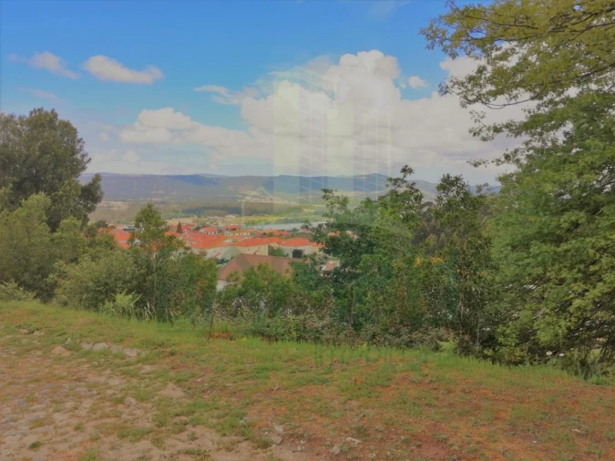 Terreno para Venda em Loivo Foto 2