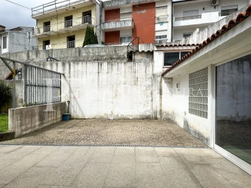 Moradia T4 para Venda em Vila Nova de Famalicão e Calendário