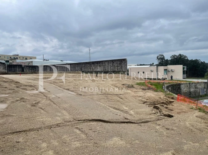 Terreno Comércio / Armazém para Venda em Avidos e Lagoa Foto 17