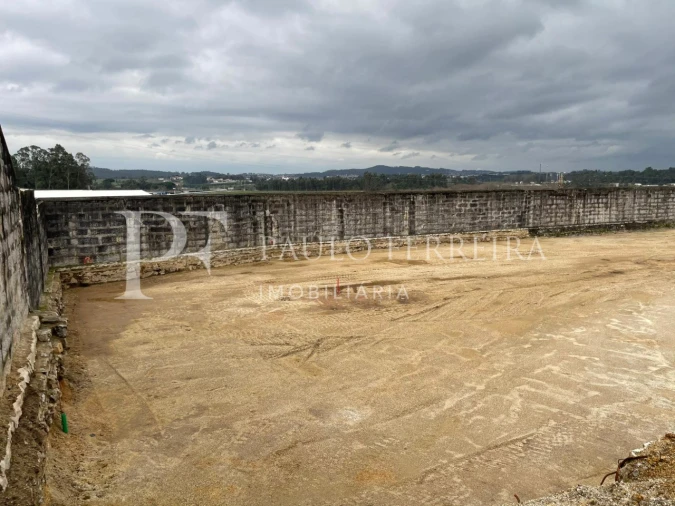 Terreno Comércio / Armazém para Venda em Avidos e Lagoa Foto 20
