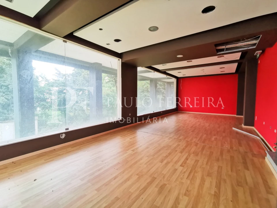 Loja para Venda em Antas e Abade de Vermoim Foto 2