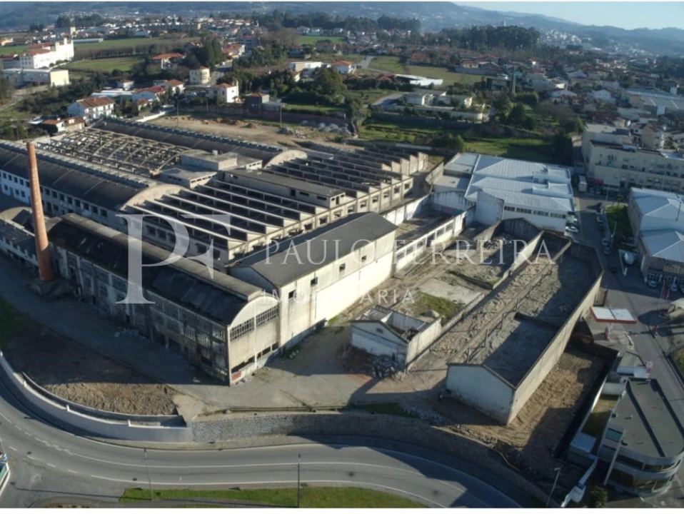Armazém para Venda em Avidos e Lagoa Foto 4