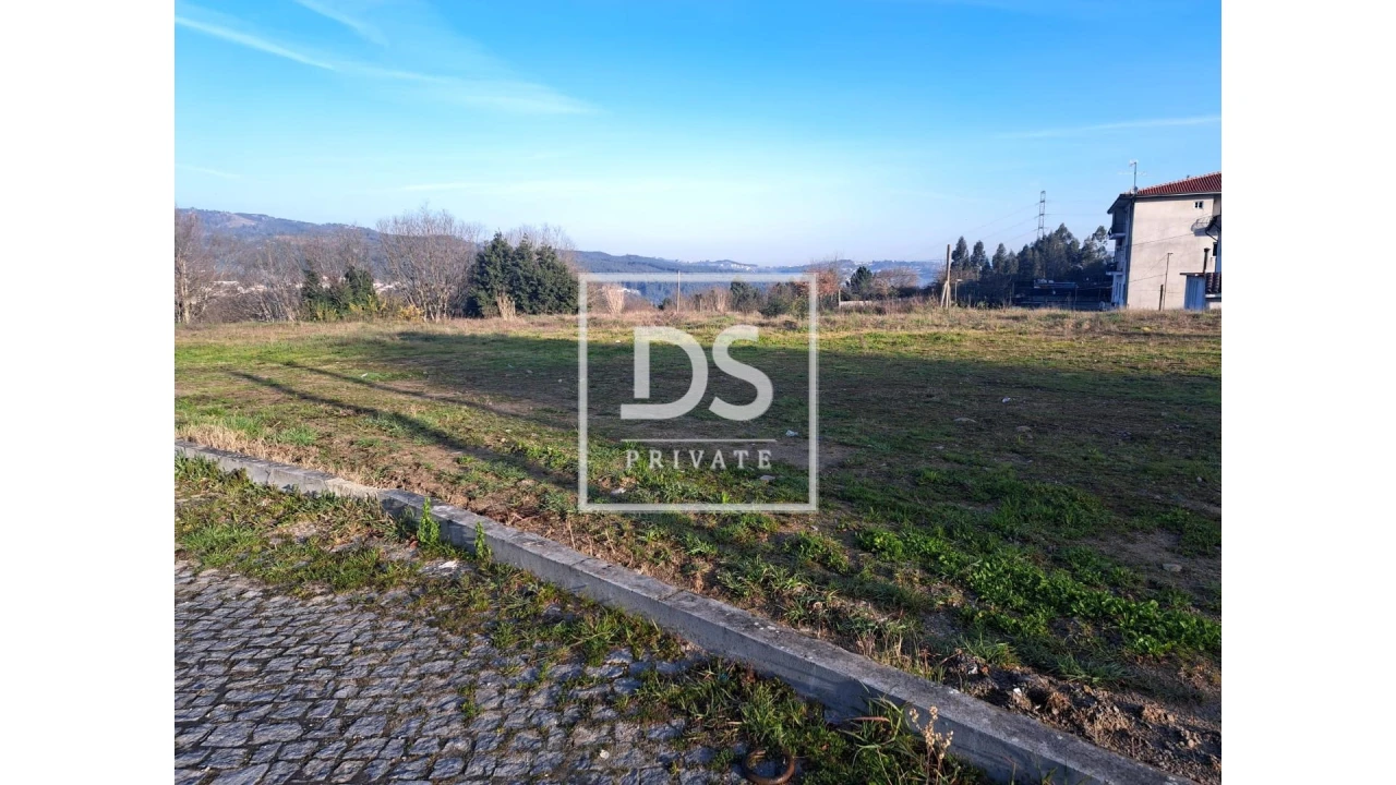 Terreno para Arrendamento em Avessadas e Rosém Foto 2