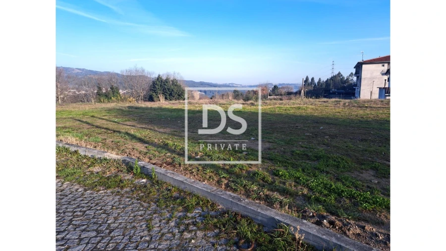 Terreno para Arrendamento em Avessadas e Rosém Foto 2