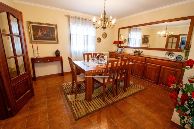 Moradia T3 para Venda em Campelo e Ovil Foto 12