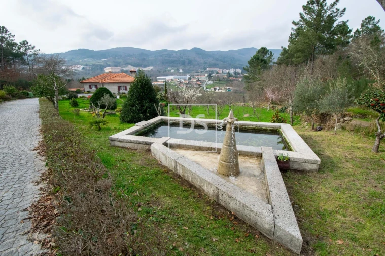 Moradia T3 para Venda em Campelo e Ovil Foto 34