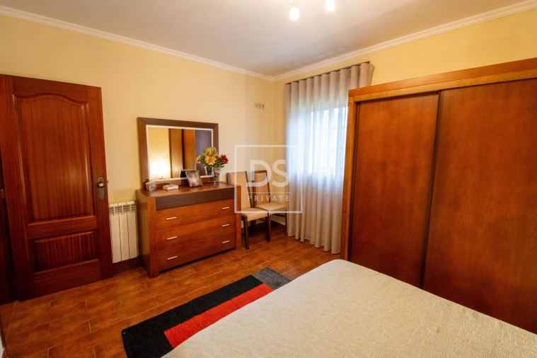 Moradia T3 para Venda em Campelo e Ovil Foto 26