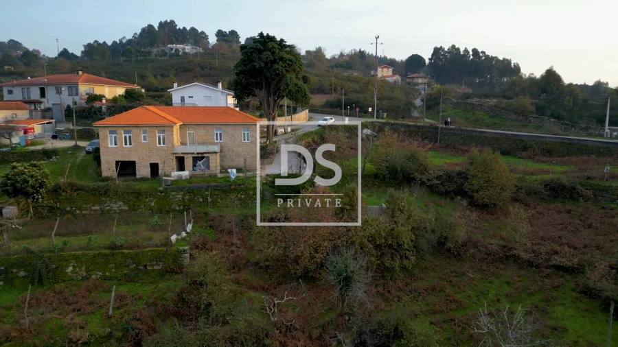 Moradia T5 para Venda em Soalhães Foto 2