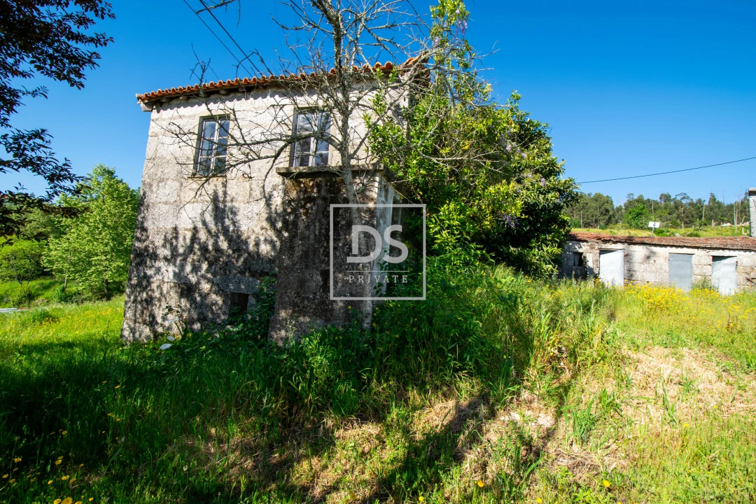 Quinta T2 para Venda em Santa Maria da Feira, Travanca, Sanfins e Espargo Foto 1
