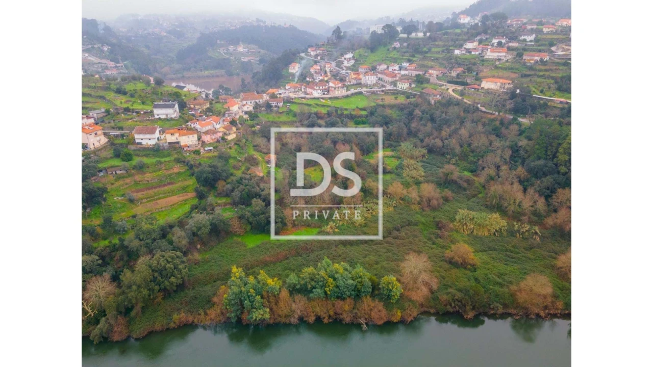 Quinta T6 para Venda em Souselo Foto 8