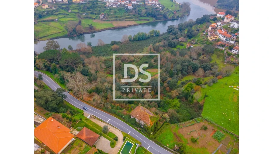 Quinta T6 para Venda em Souselo Foto 9