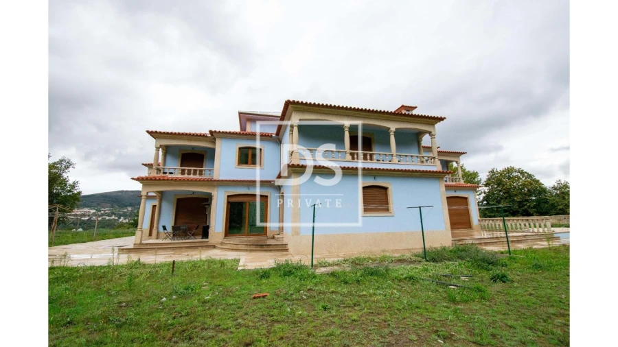 Moradia T8 para Venda em Campelo e Ovil Foto 33