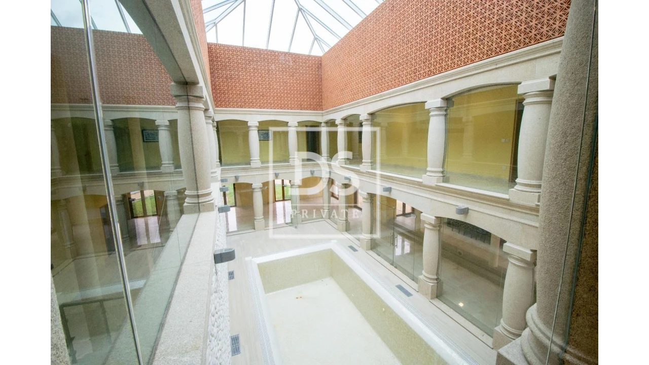 Moradia T8 para Venda em Campelo e Ovil Foto 31