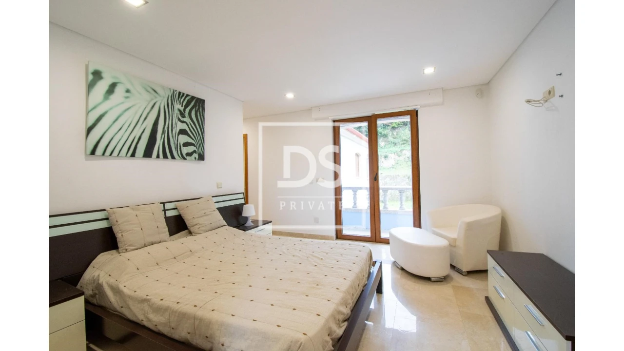 Moradia T8 para Venda em Campelo e Ovil Foto 19