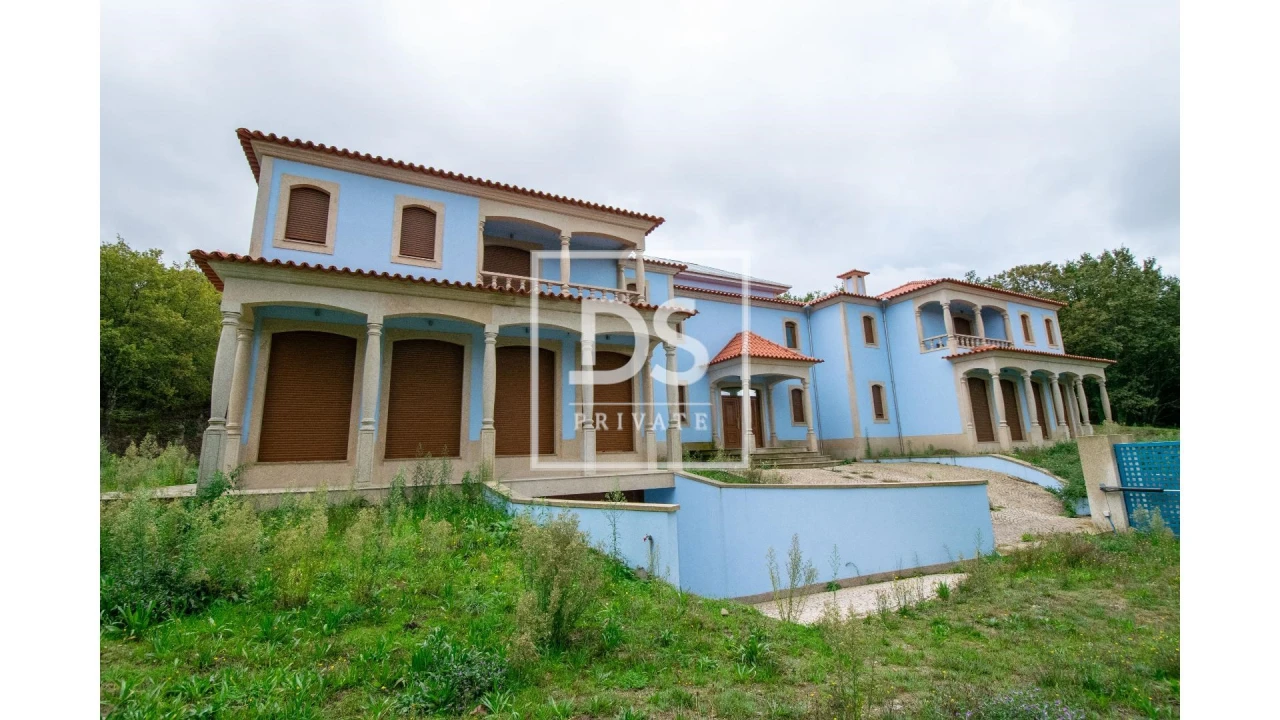 Moradia T8 para Venda em Campelo e Ovil Foto 36