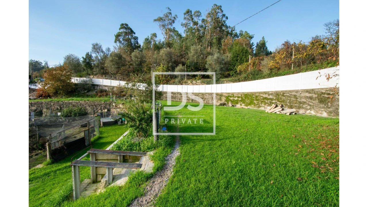 Moradia T3 para Venda em Banho e Carvalhosa Foto 41