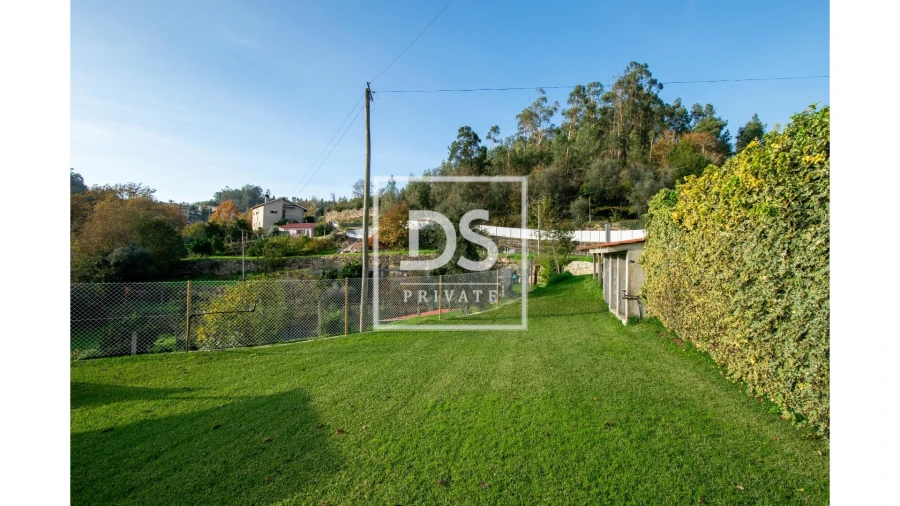 Moradia T3 para Venda em Banho e Carvalhosa Foto 44