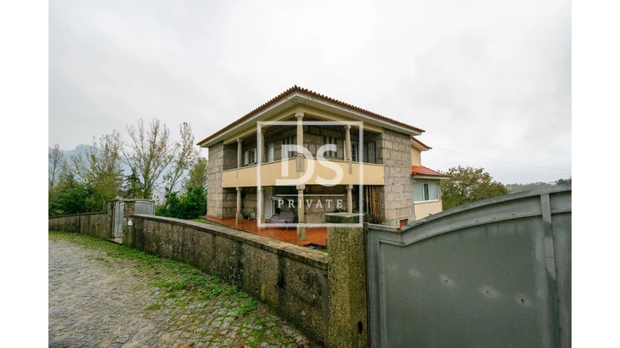 Moradia T3 para Venda em Banho e Carvalhosa Foto 34