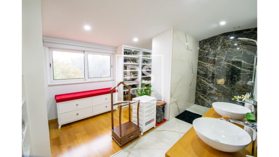 Moradia T3 para Venda em Banho e Carvalhosa Foto 5