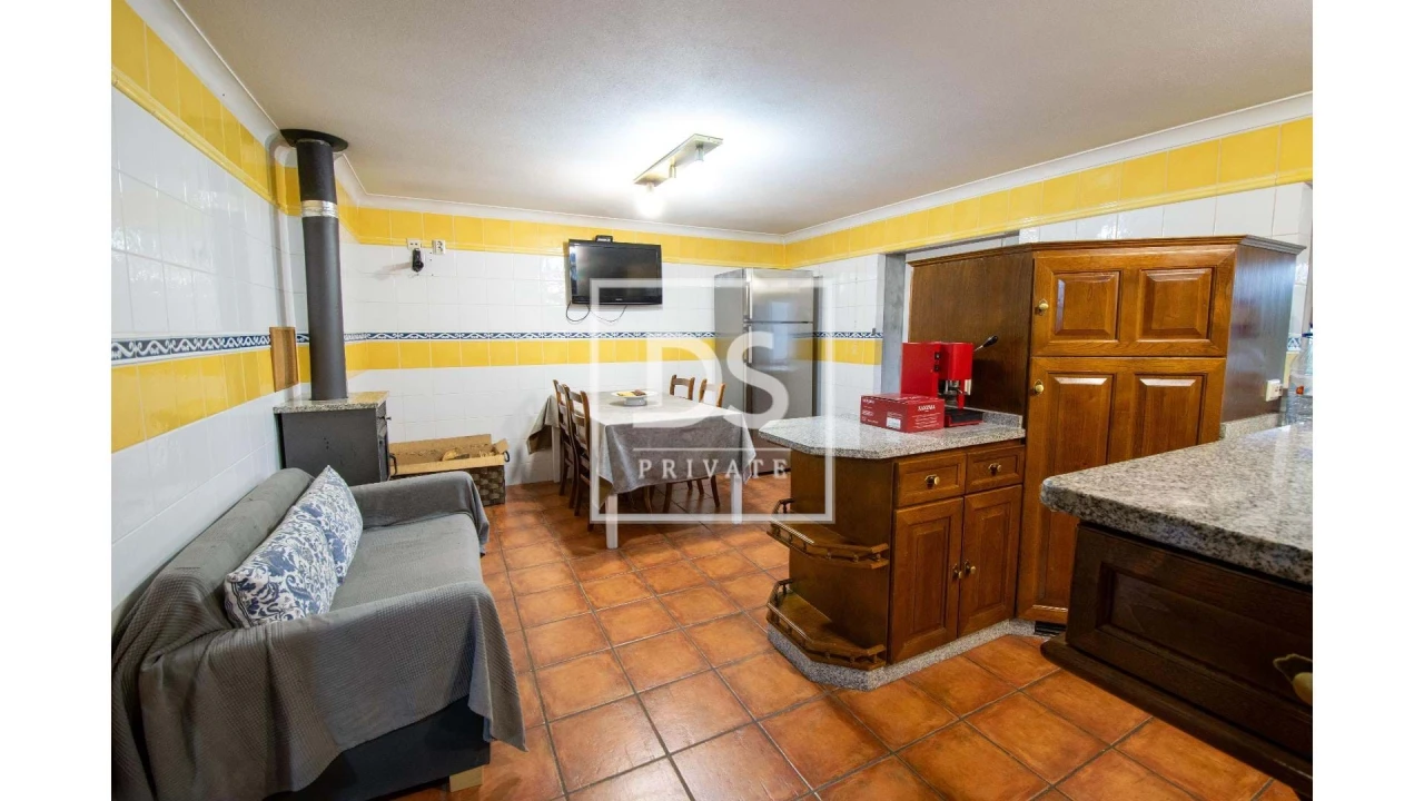 Moradia T3 para Venda em Banho e Carvalhosa Foto 11