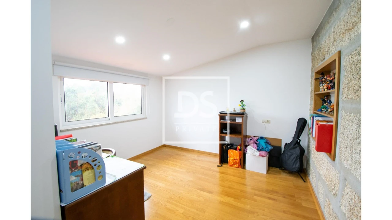 Moradia T3 para Venda em Banho e Carvalhosa Foto 14