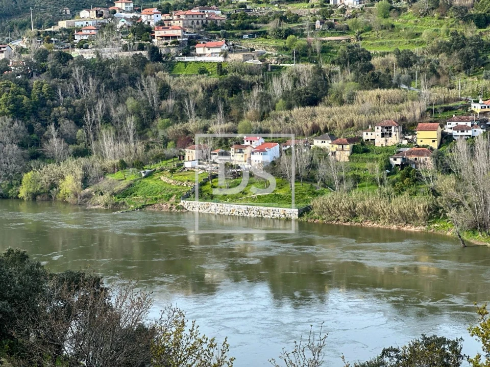 Terreno para Venda em Tarouquela Foto 13