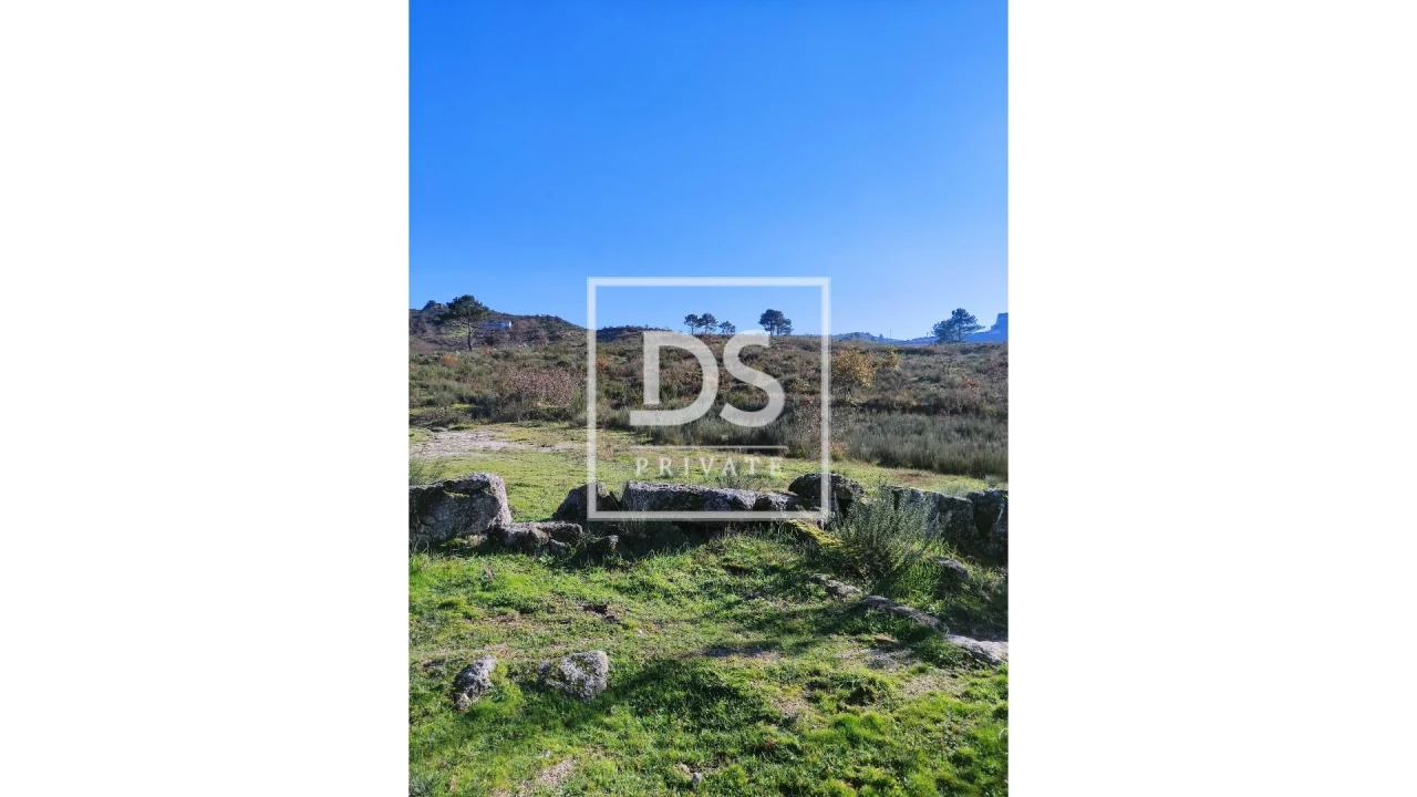 Terreno para Venda em Soalhães Foto 7