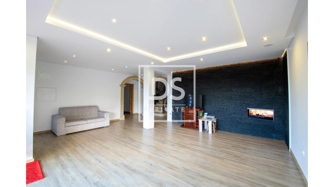 Moradia T3 para Venda em Lordelo Foto 15