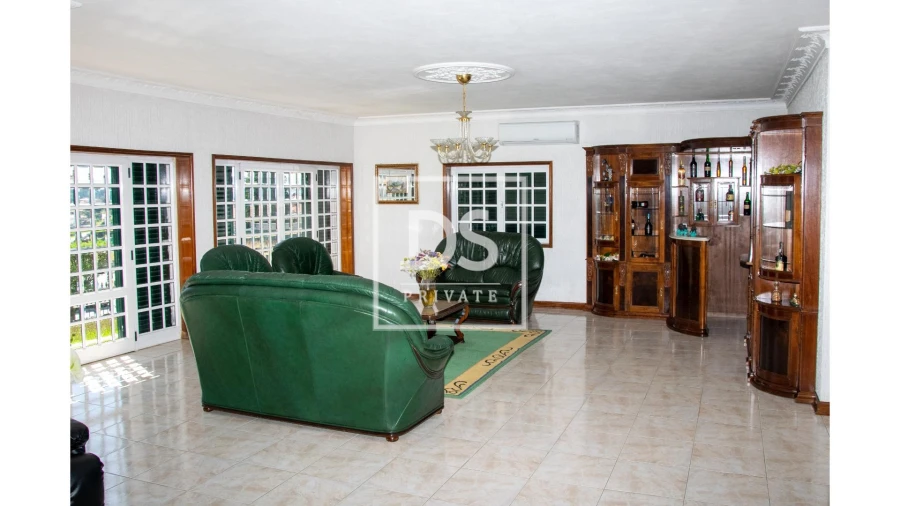 Moradia T5 para Venda em Bem Viver Foto 13