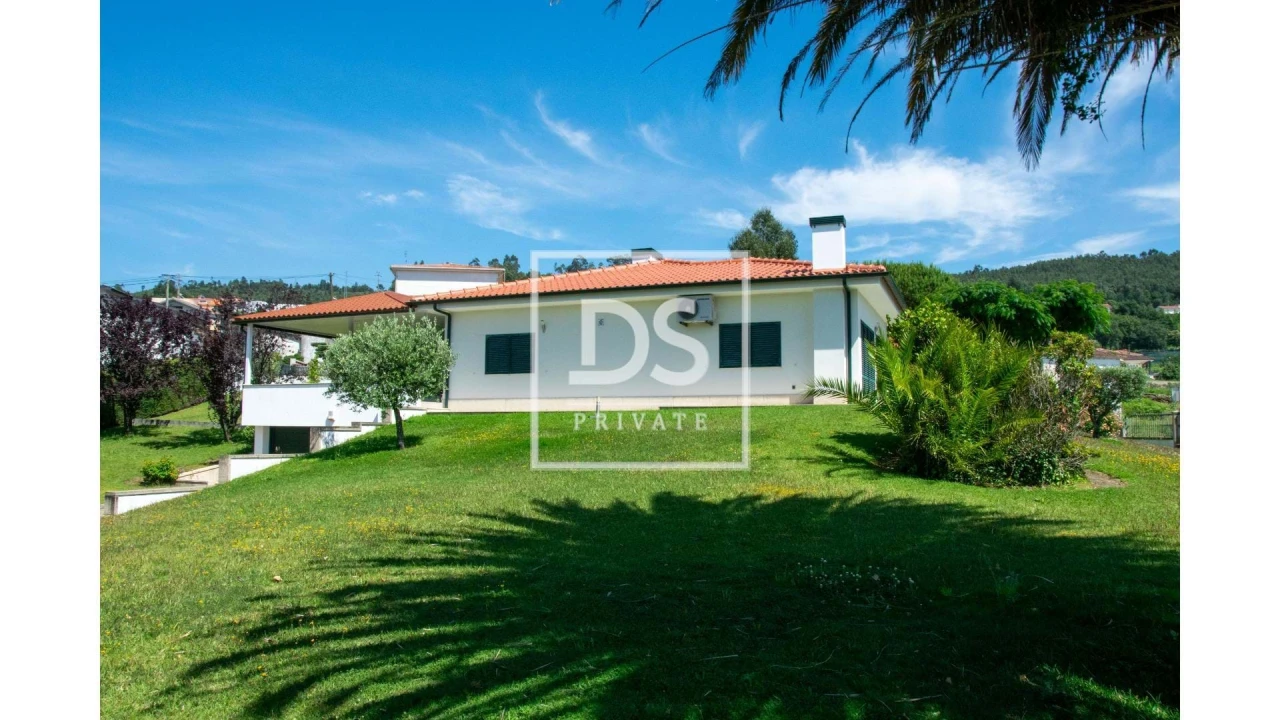 Moradia T5 para Venda em Bem Viver Foto 3