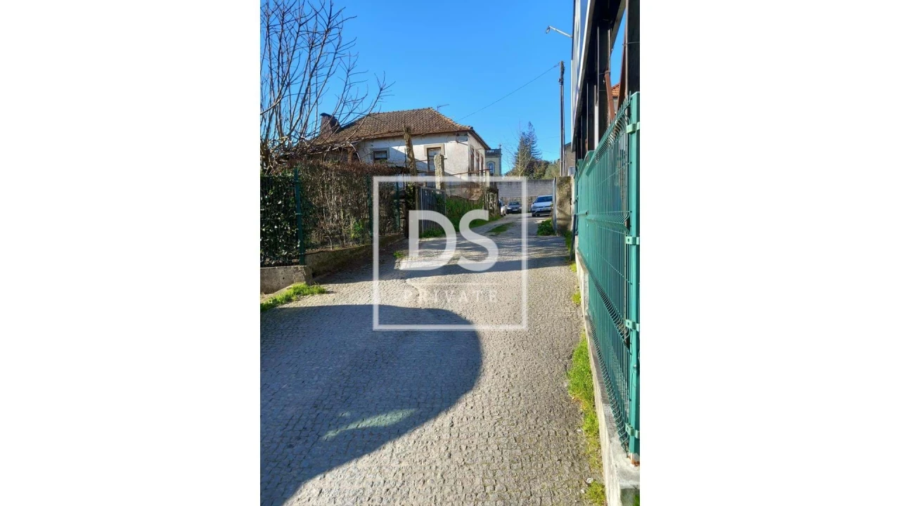 Prédio para Venda em Paredes Foto 4