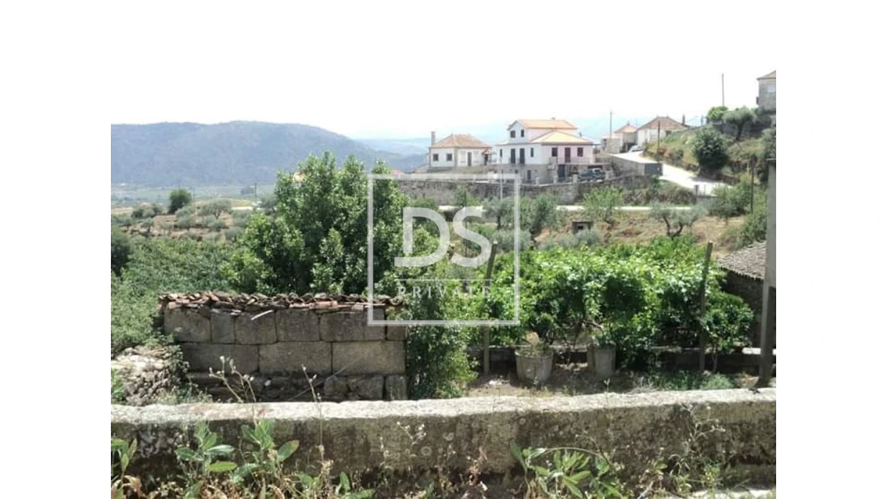 Moradia T4 para Venda em Horta da Vilariça Foto 4