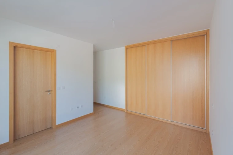 Moradia T3 para Venda em Covilhã e Canhoso Foto 12