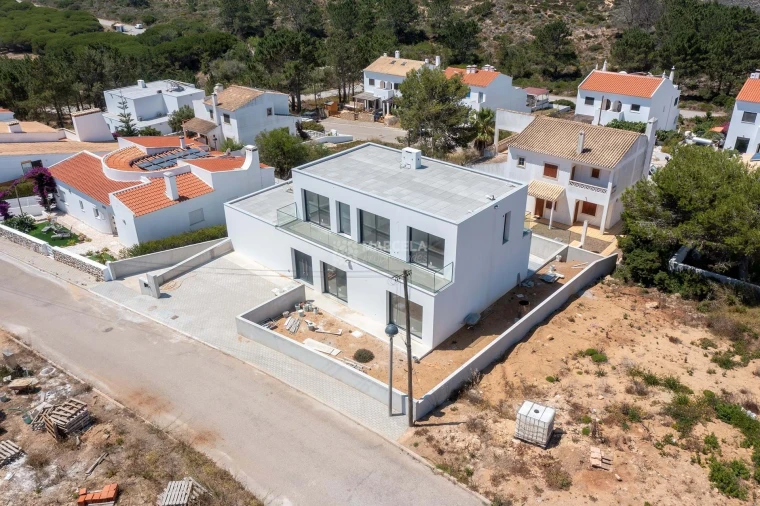 Moradia T4 para Venda em Aljezur Foto 2