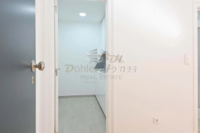 Apartamento T1 para Venda em São Vicente