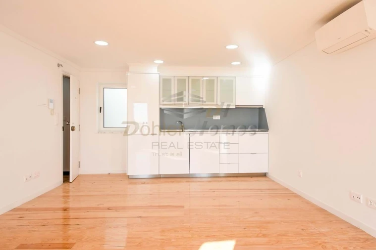 Apartamento T1 para Venda em São Vicente Foto 12