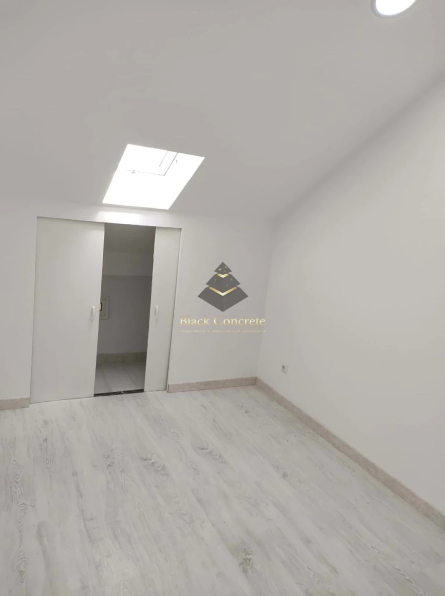 Moradia T9 para Venda em Ajuda Foto 12