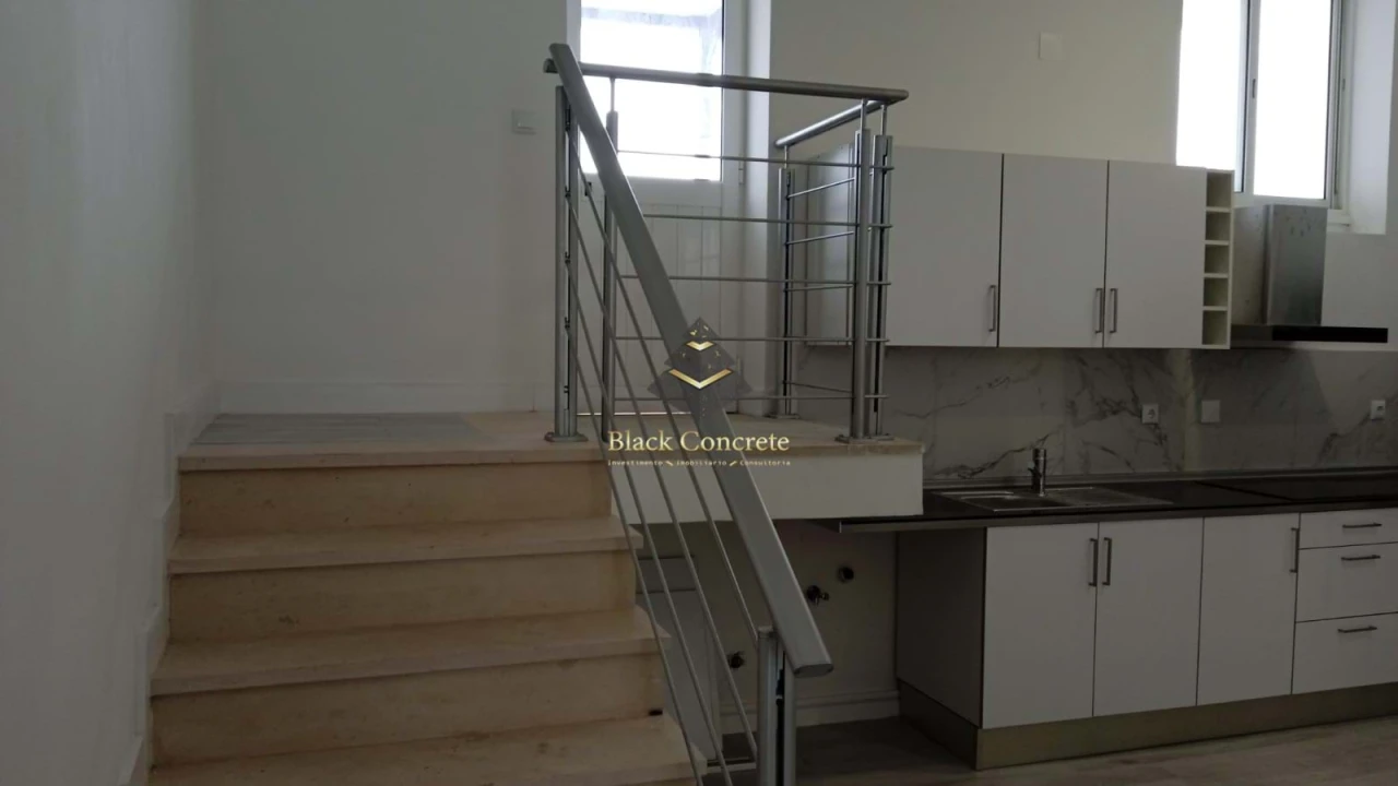 Negócio para Venda em Alto do Seixalinho, Santo André e Verderena Foto 3