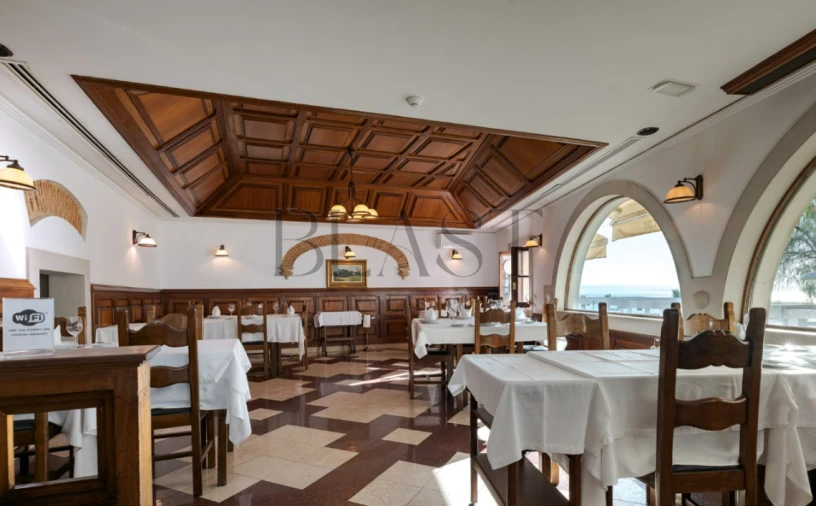 Prédio para Venda em Oeiras e São Julião da Barra, Paço de Arcos e Caxias Foto 24