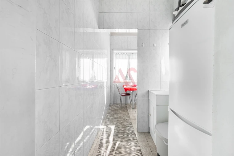 Apartamento T2 para Venda em Oliveira, São Paio e São Sebastião Foto 13