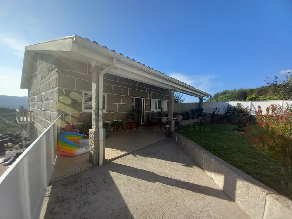 Moradia T5 para Venda em Vila Boa do Bispo Foto 4