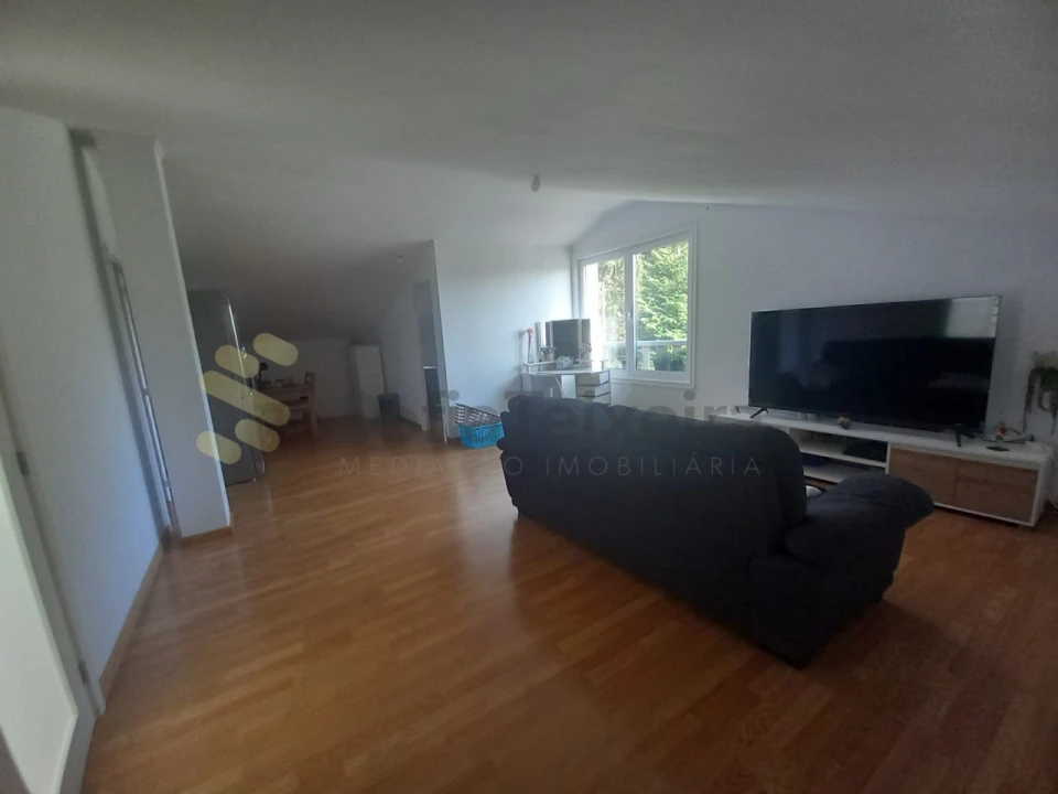 Moradia T5 para Venda em Vila Boa do Bispo Foto 17