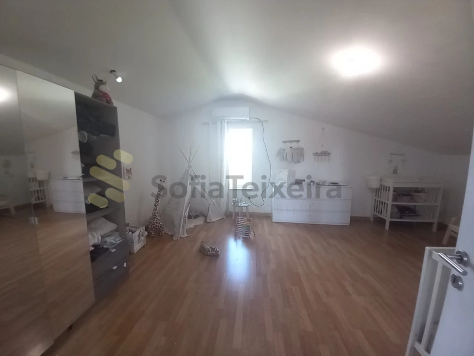 Moradia T5 para Venda em Vila Boa do Bispo Foto 23