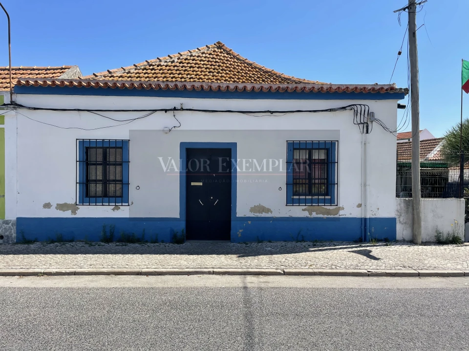 Moradia T6 para Venda em Moita Foto 12