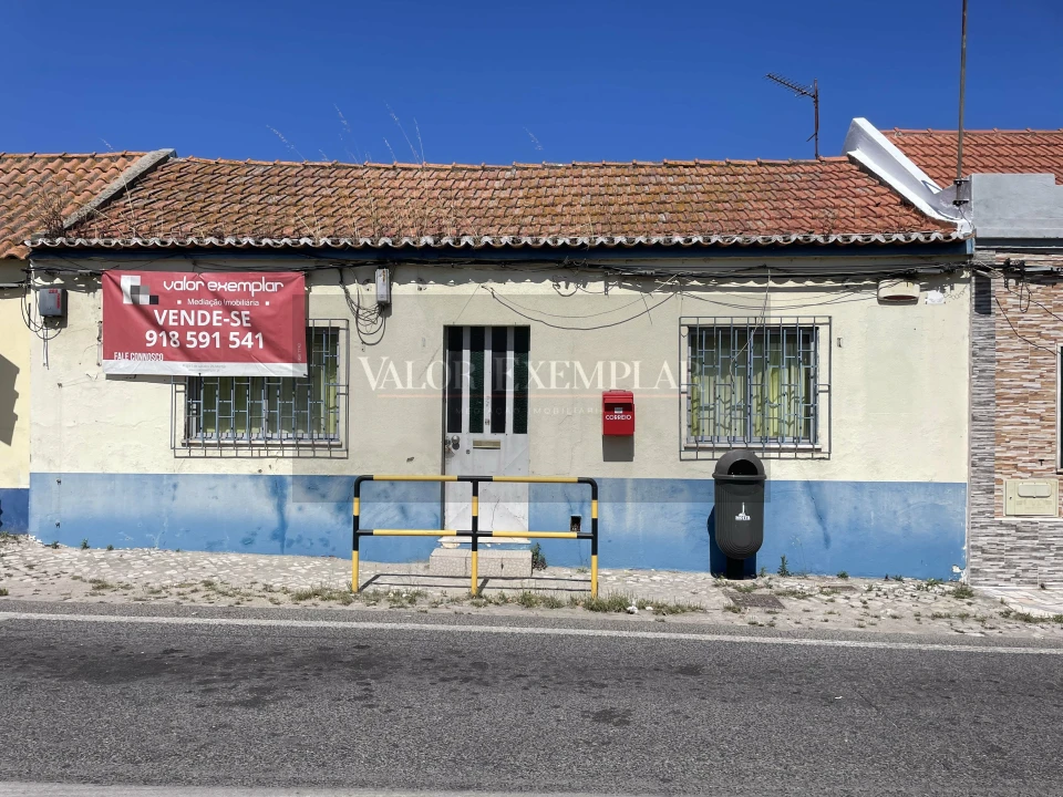 Moradia T6 para Venda em Moita Foto 3