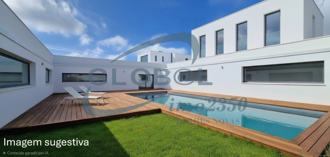 Moradia T4 para Venda em Paialvo Foto 9