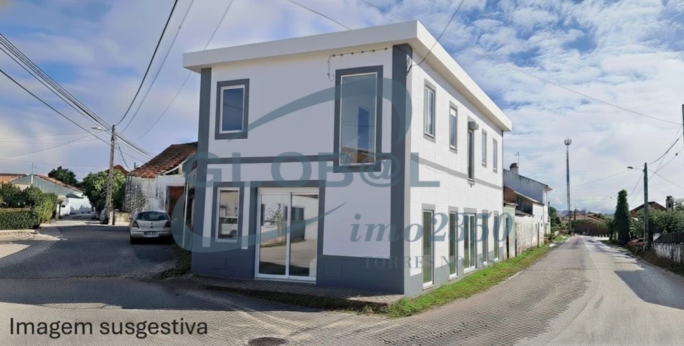 Moradia T4 para Venda em Paialvo Foto 5