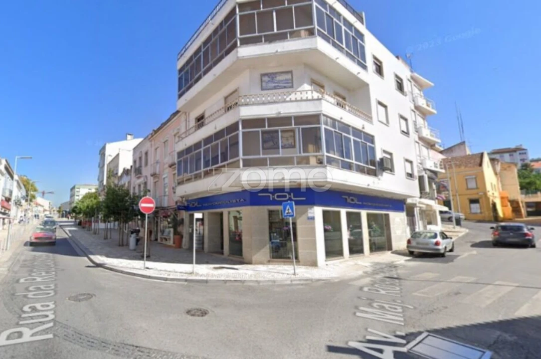 Moradia T1 para Venda em Loures Foto 16