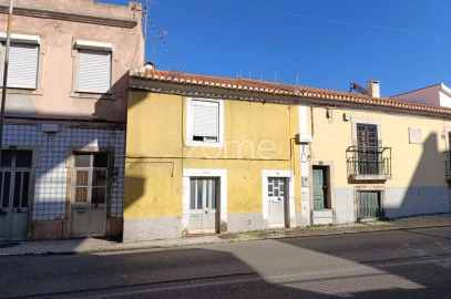 Moradia T1 para Venda em Loures